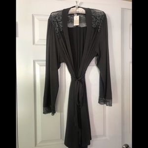 Noor Cuff Robe by Eberjey